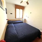 Cozy Flat In A With Shared Pool Apartamento